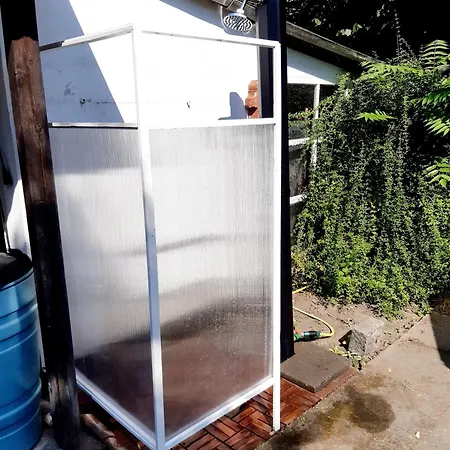 Naturecity Adventure In Camper - Also In Winter With Heating - Ruhe, Garten, Haengematte, Heizung, Aircooler, Kaffeemaschiene, Grosses Bett, Kostenlose Fahrraeder, Outdoordusche, 25 Min Zum Alexanderplatz Und Fernsehturm Appartement *