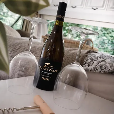 شقة Naturecity Adventure In Camper - Also In Winter With Heating - Ruhe, Garten, Haengematte, Heizung, Aircooler, Kaffeemaschiene, Grosses Bett, Kostenlose Fahrraeder, Outdoordusche, 25 Min Zum Alexanderplatz Und Fernsehturm *